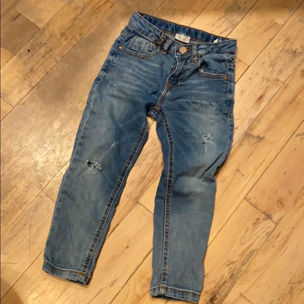🧢🐸 destructed Zara kids jeans 🐸🧢
